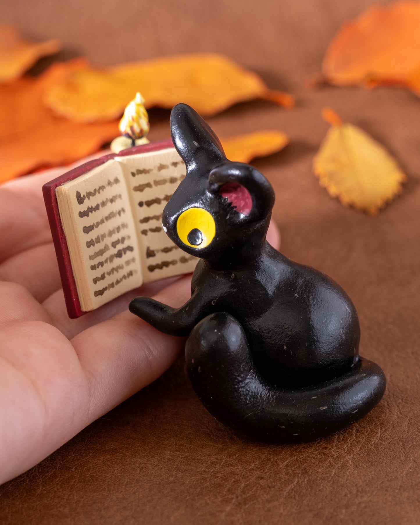 Black Cat Figurine in Polymer Clay (1)