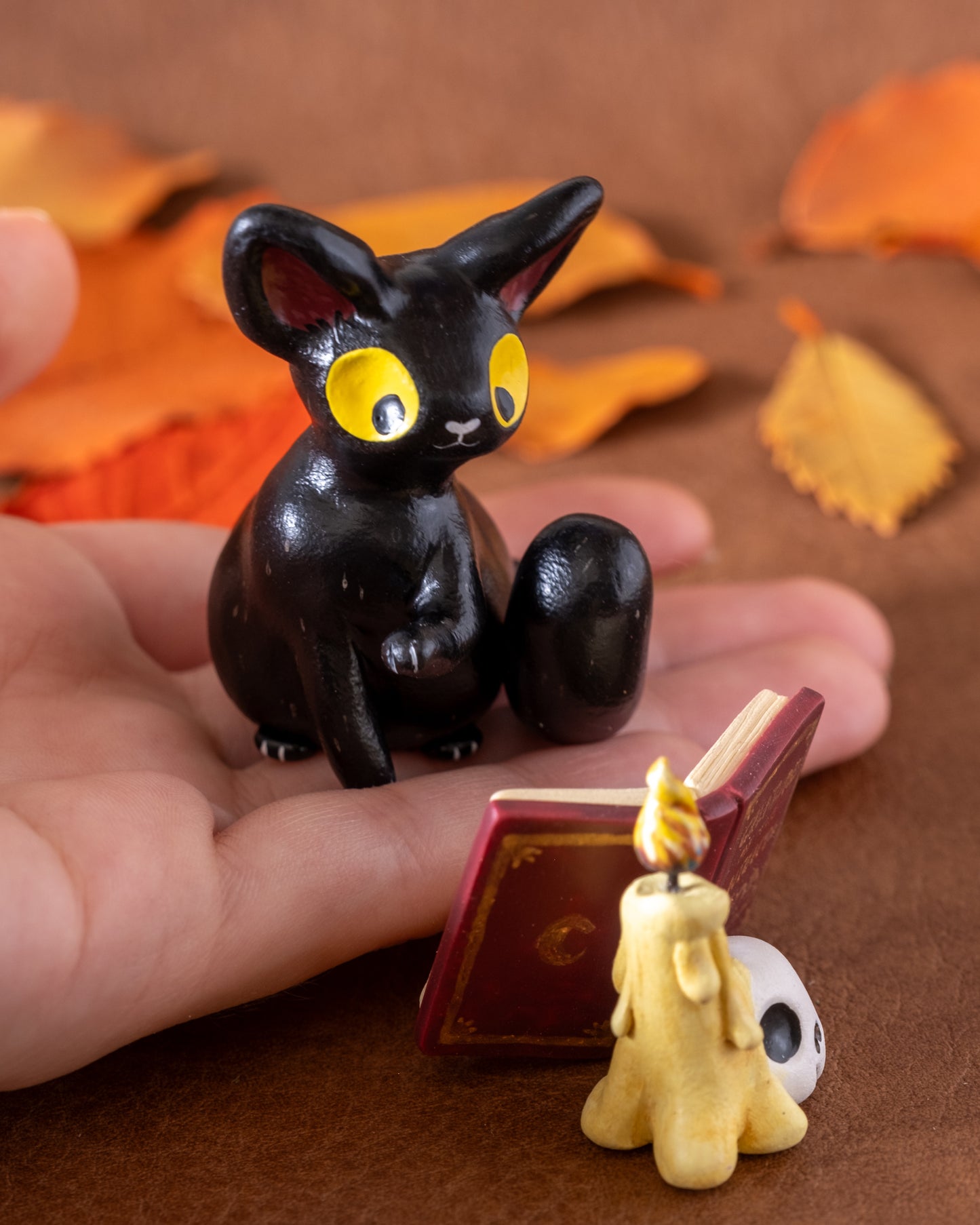 Black Cat Figurine in Polymer Clay (1)