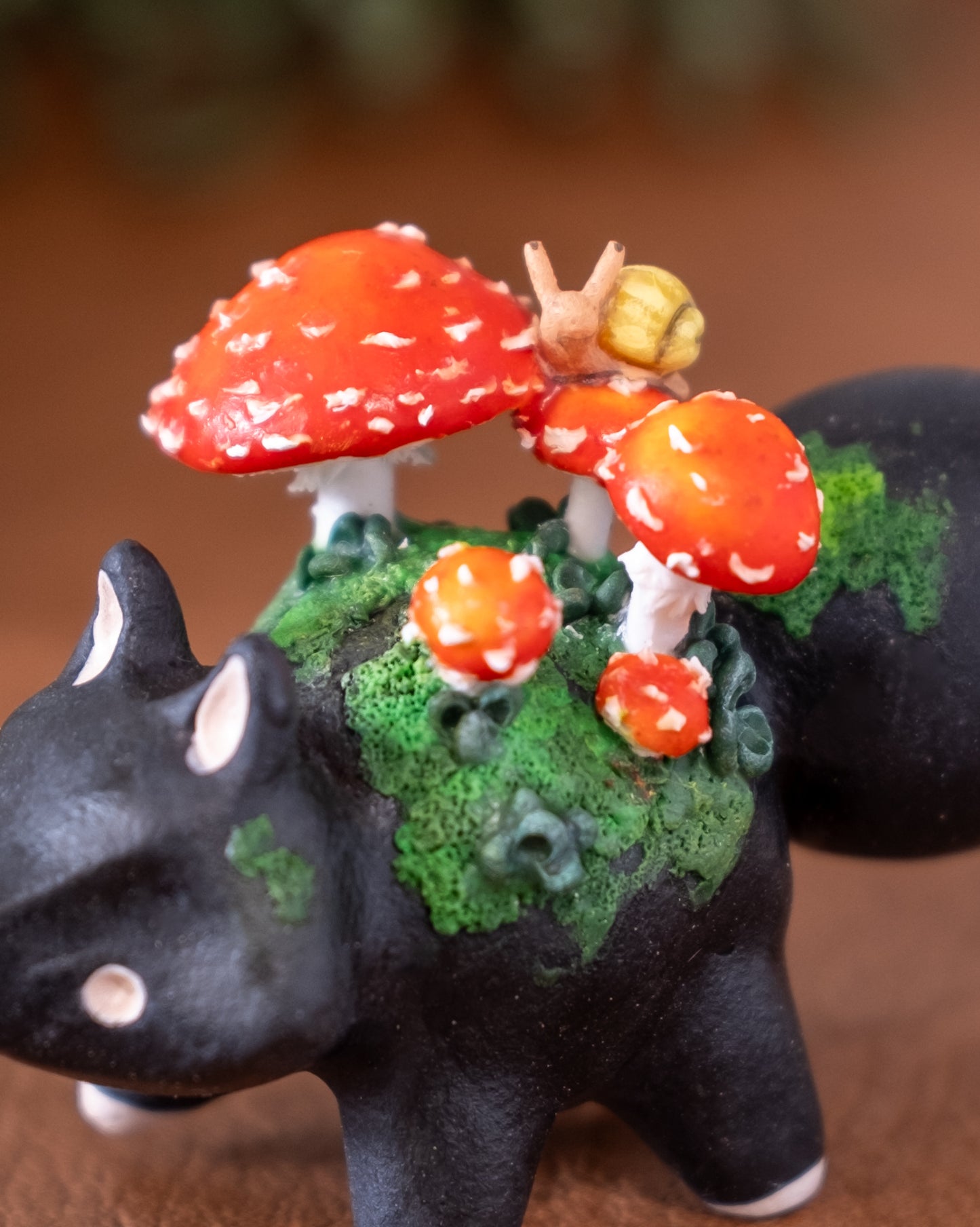 Mushroom Fox Figurine in Polymer Clay (3)