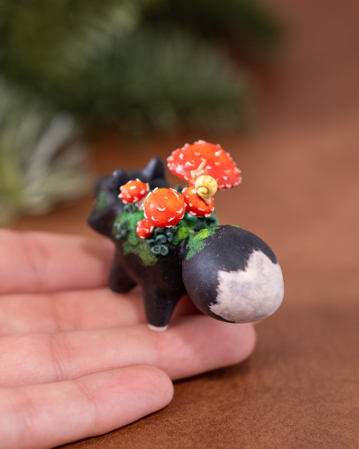 Mushroom Fox Figurine in Polymer Clay (3)