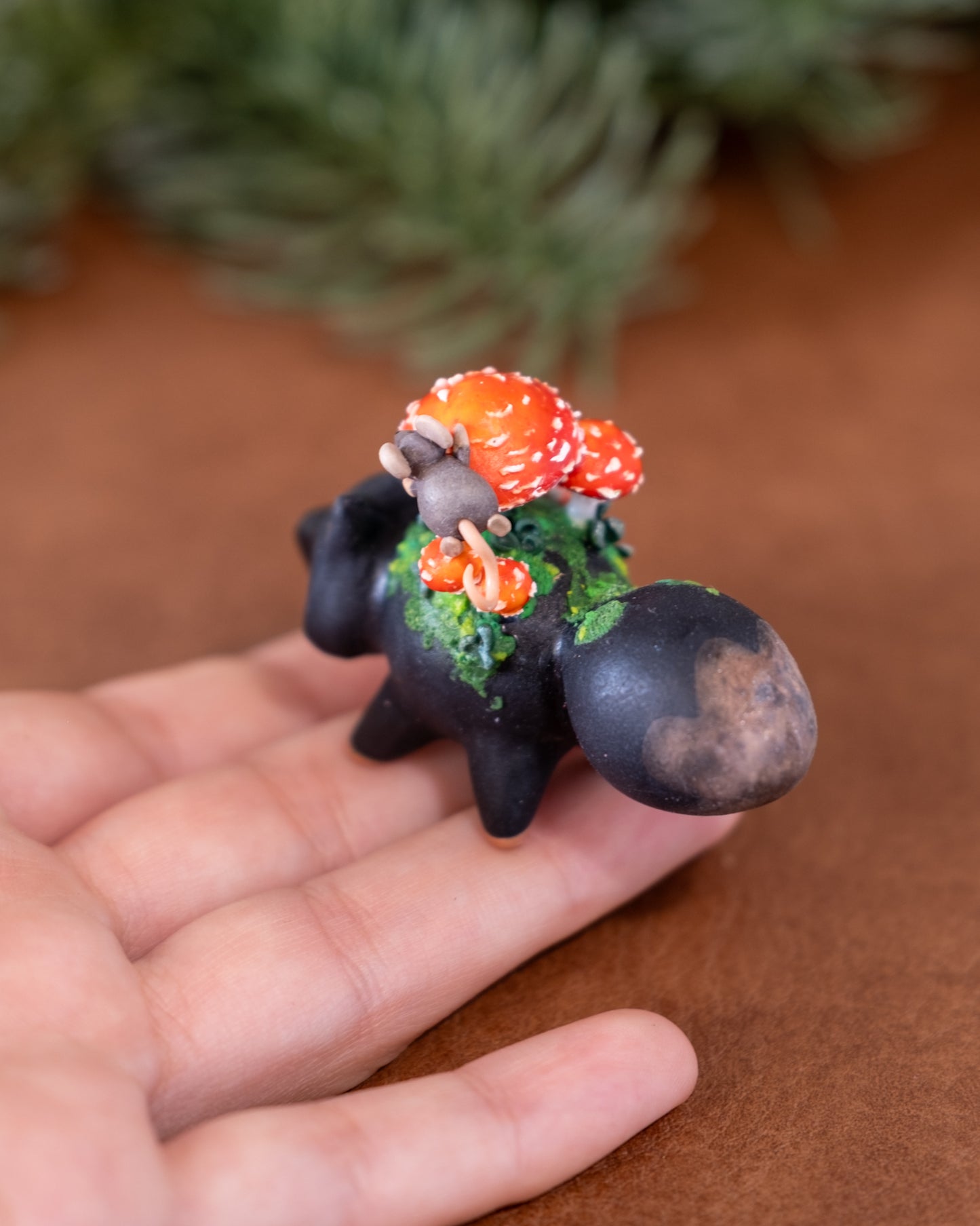 Mushroom Fox Figurine in Polymer Clay (4)