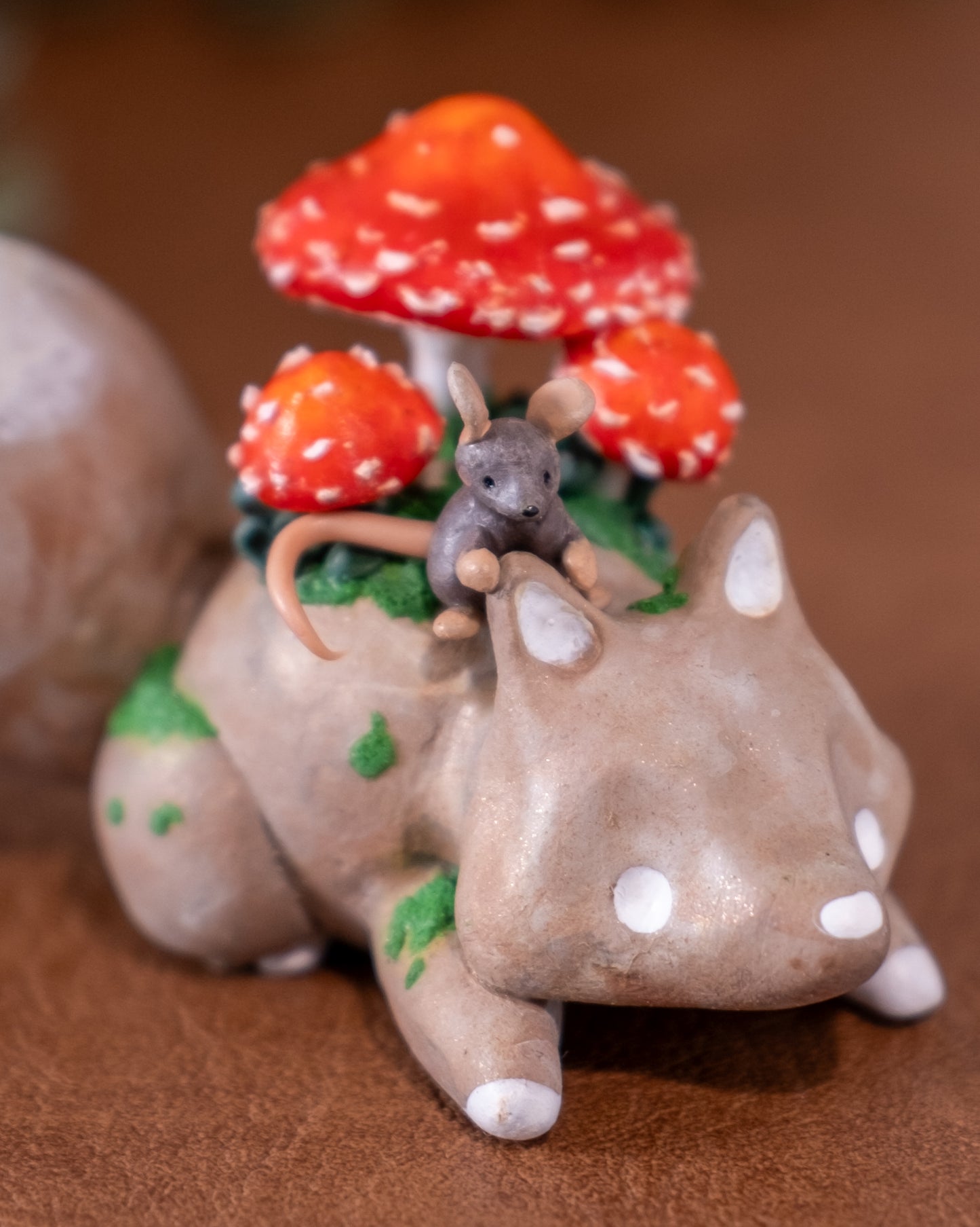Mushroom Fox Figurine in Polymer Clay (5)