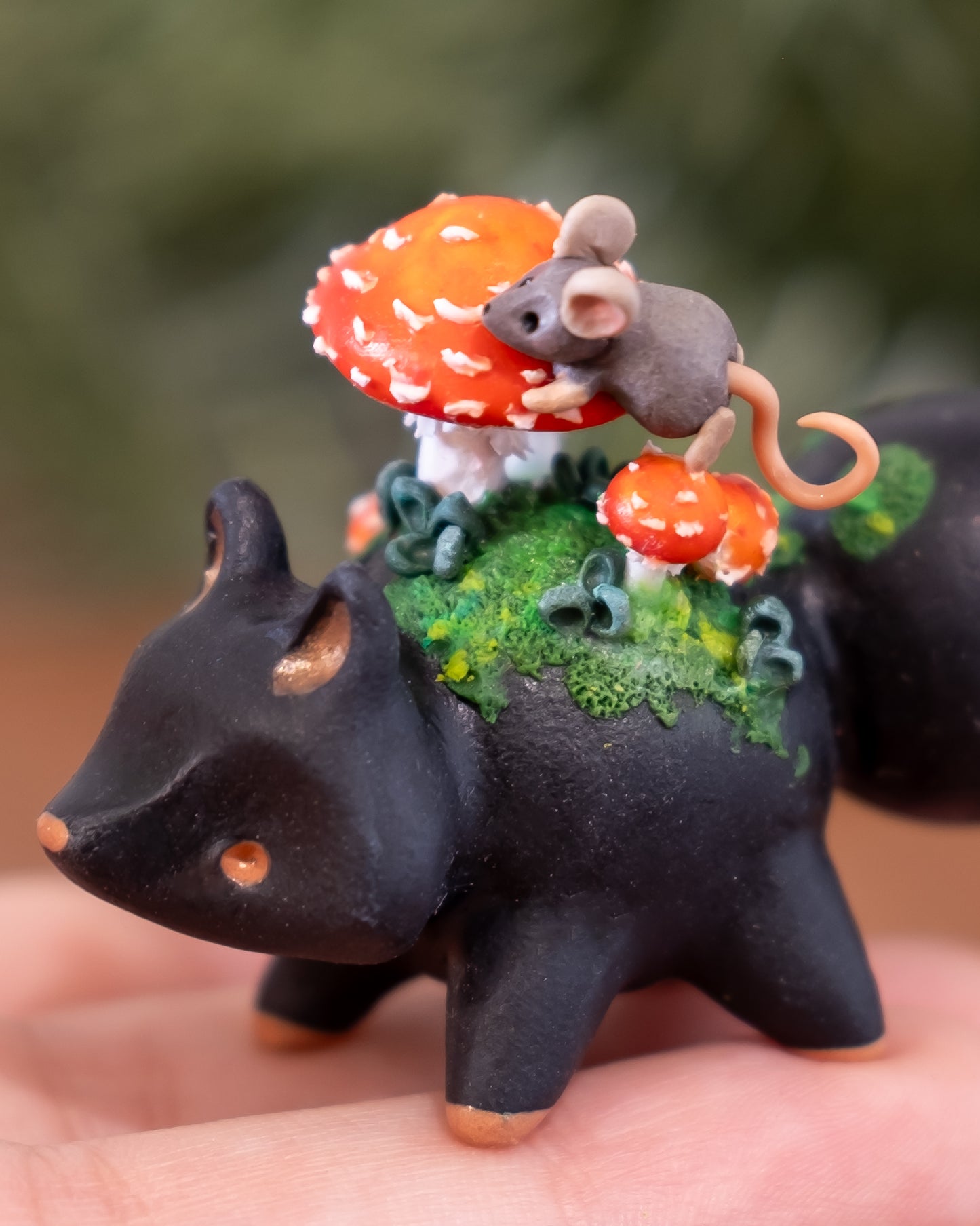 Mushroom Fox Figurine in Polymer Clay (4)