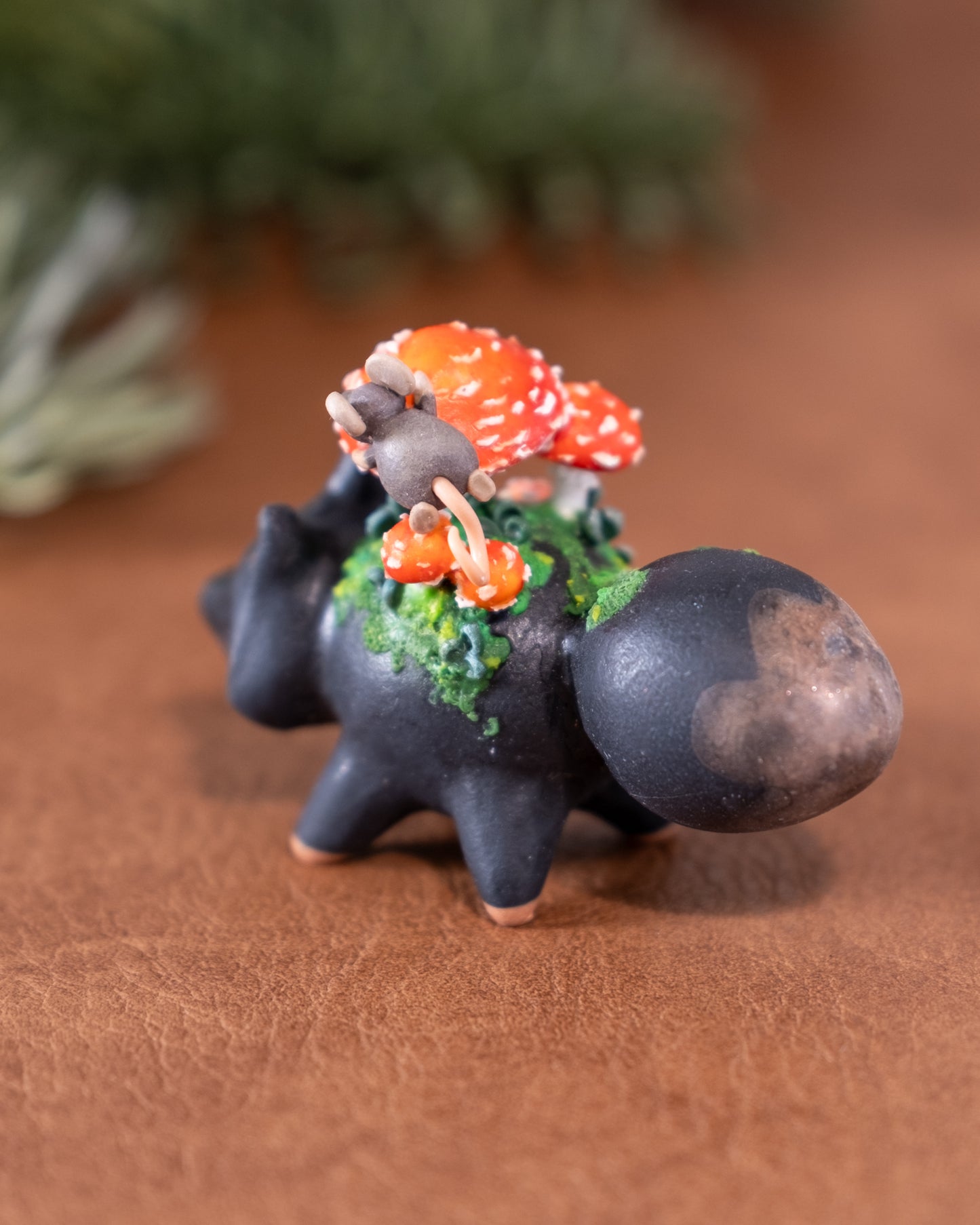 Mushroom Fox Figurine in Polymer Clay (4)