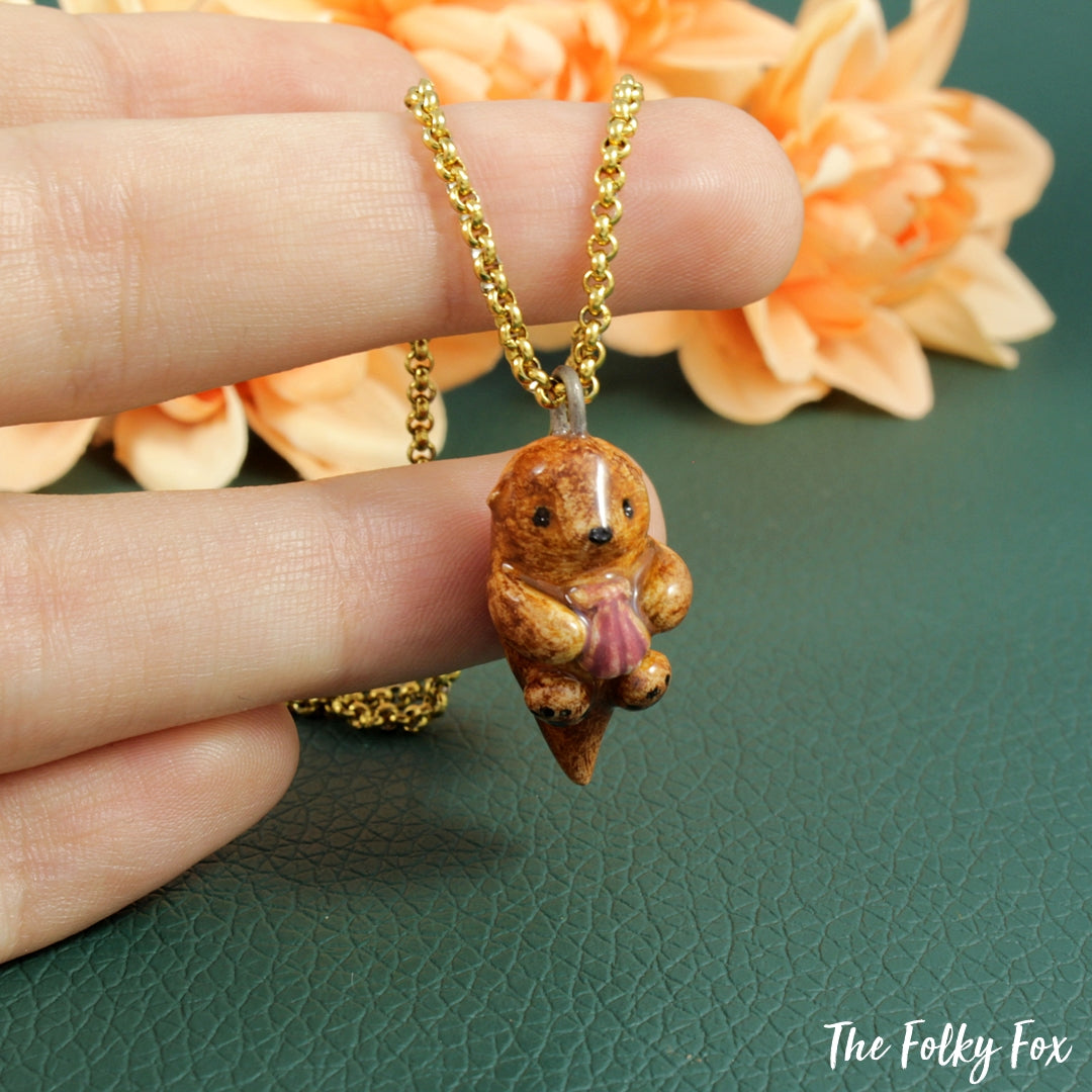Otter Necklace in Ceramic - The Folky Fox