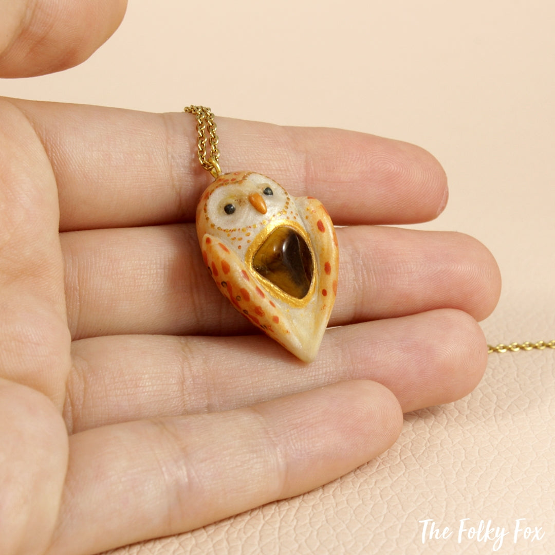 Barn Owl with a Tiger's Eye Stone - Necklace in Polymer Clay - The Folky Fox