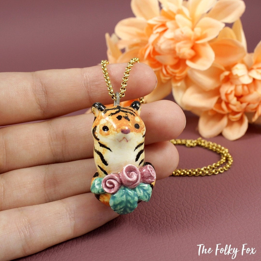 Tiger Necklace with Roses in Ceramic - The Folky Fox